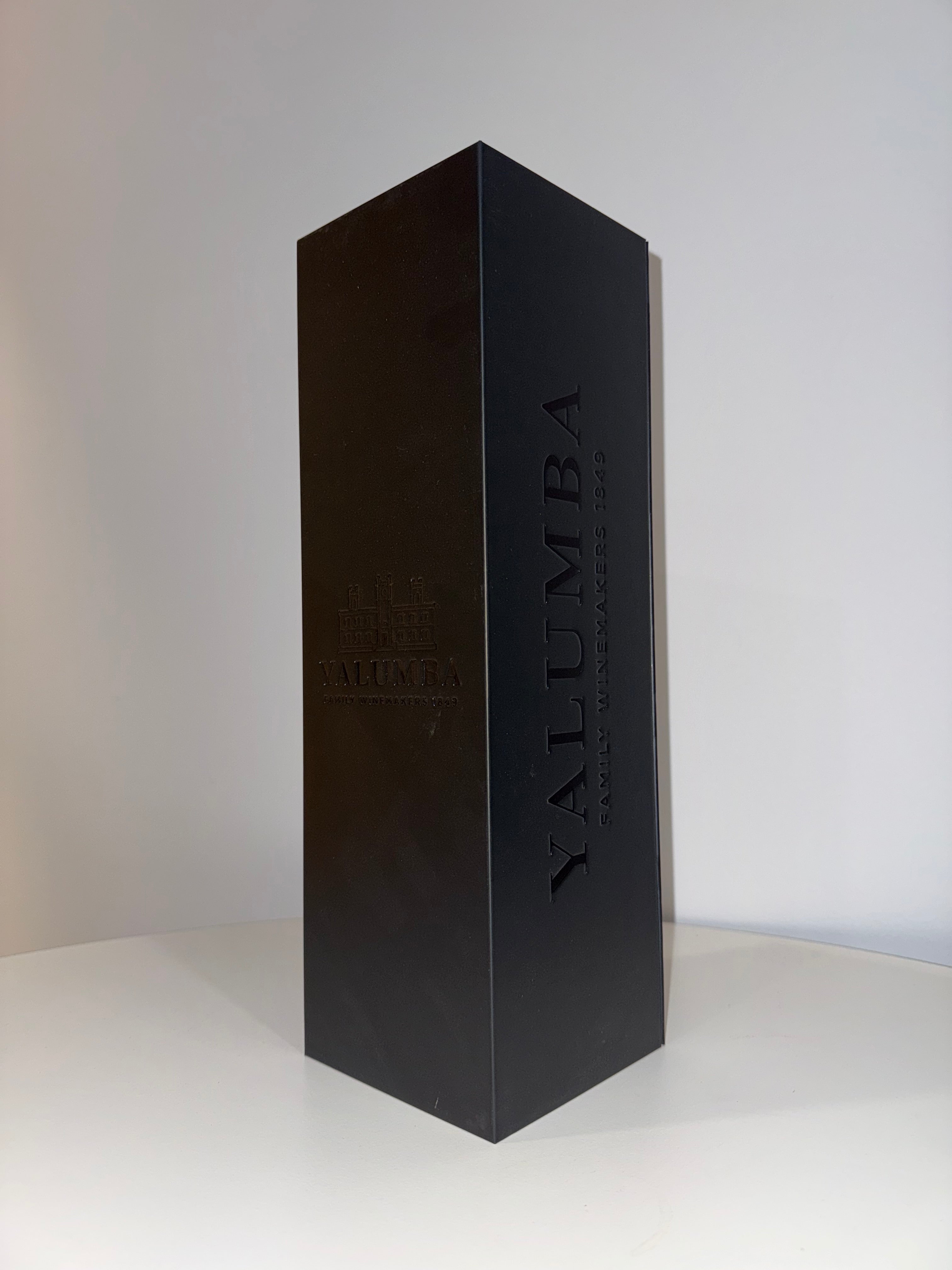 2017 Yalumba The Octavius Old Vine Shiraz 750ml Gift box
